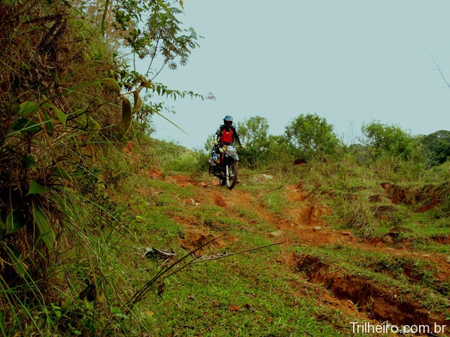 trilha motos itaperuna